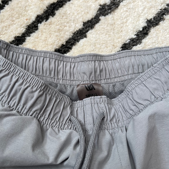 VRST Men's 5" Everyday Short - Picture 2 of 4